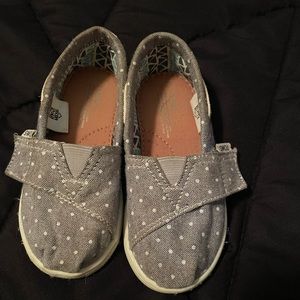 Polk a dot Toms